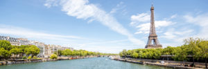 La seine à Paris, et la tour eiffel